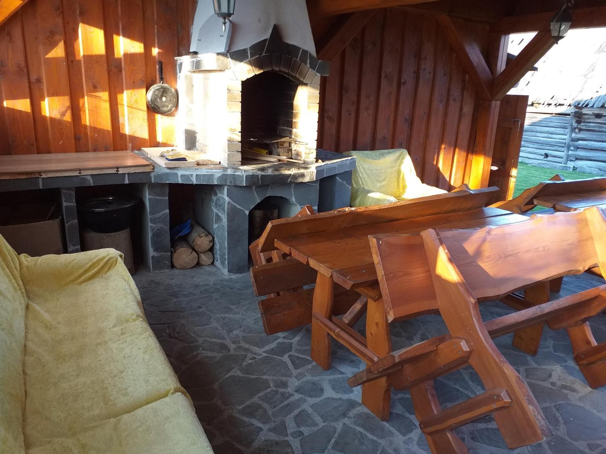 Drevenica Deni Osturna Quarto foto