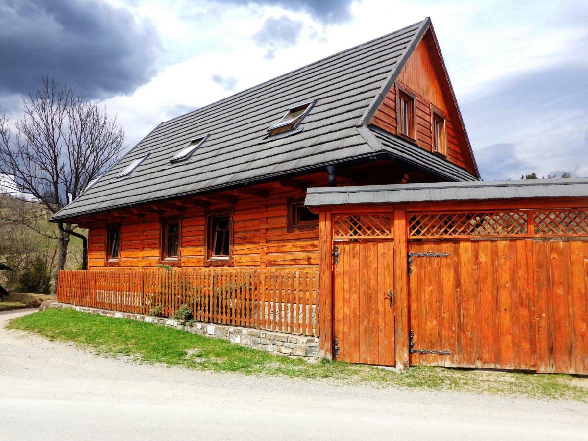 Drevenica Deni Osturna Exterior foto